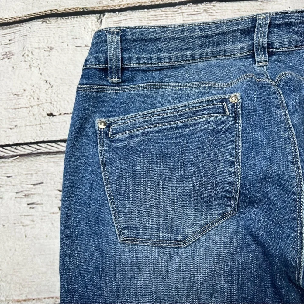White House Black Market Skinny Flare Jeans Size 8S - Picture 5 of 9